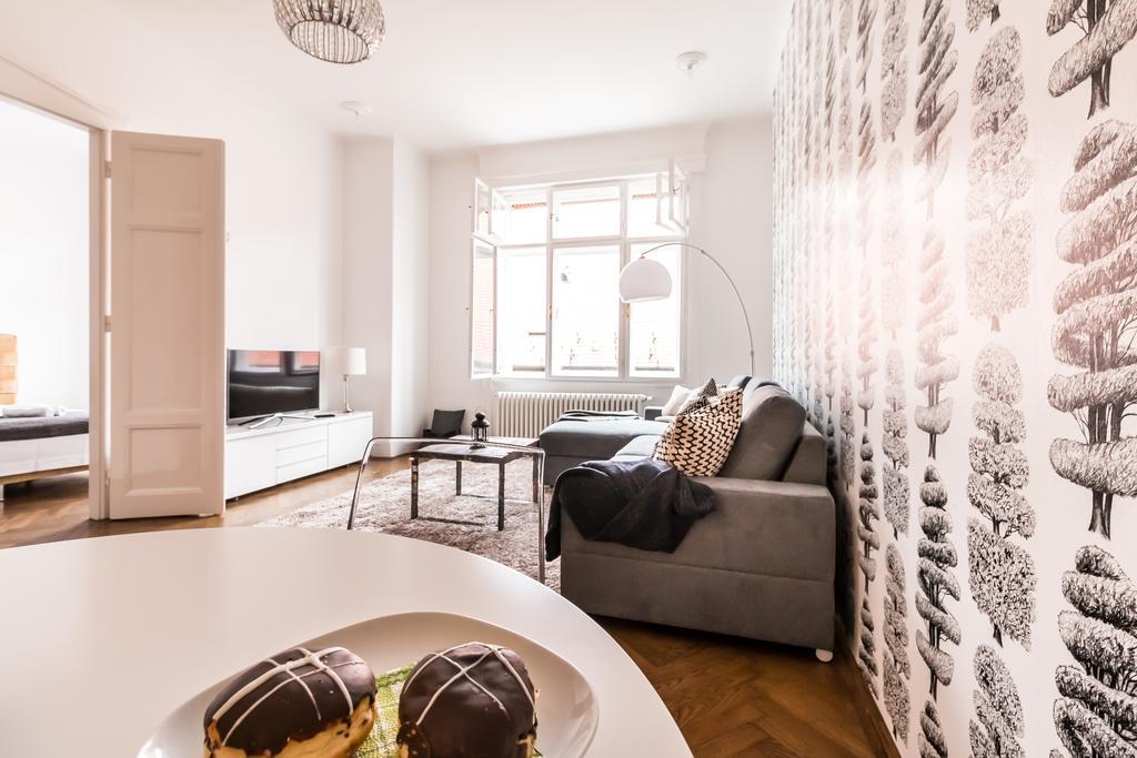 Cityhold Premier Apartment Budapest Ngoại thất bức ảnh